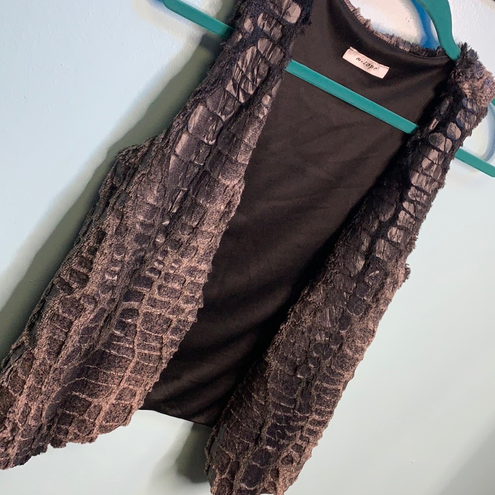 Faux fur snakeskin print vest